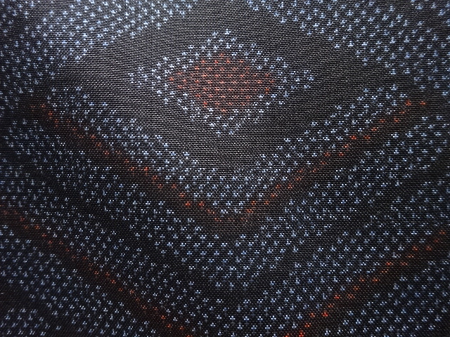 アンティーク　重ね菱模様織り出し本場泥大島紬着物アンサンブル(7マルキ)